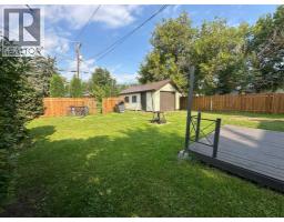 123 3 Street E, Brooks, AB T1R0C9 Photo 33