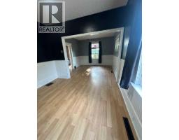 Bedroom - 123 3 Street E, Brooks, AB T1R0C9 Photo 8