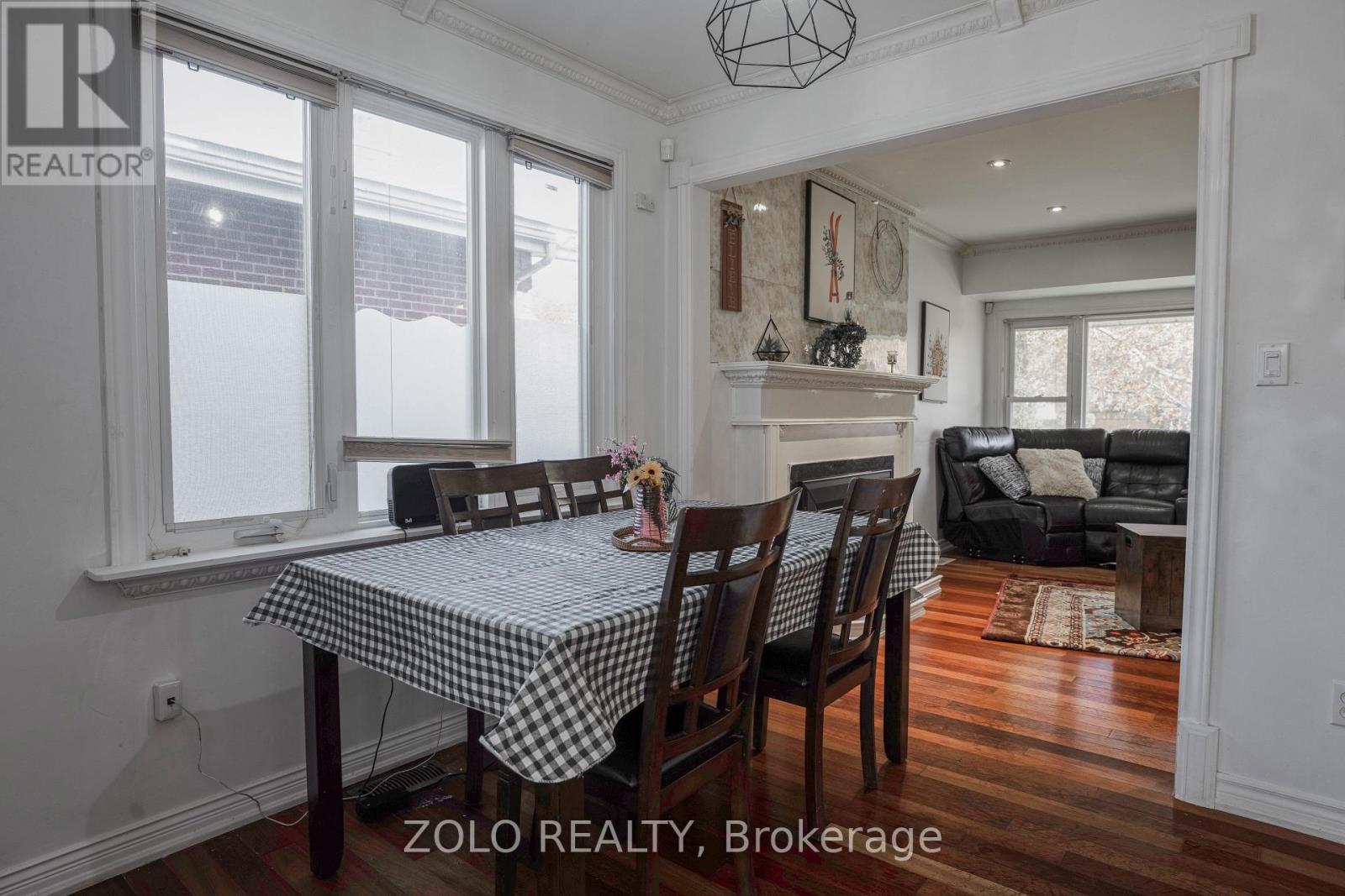 13 FOSTER ROAD - 12