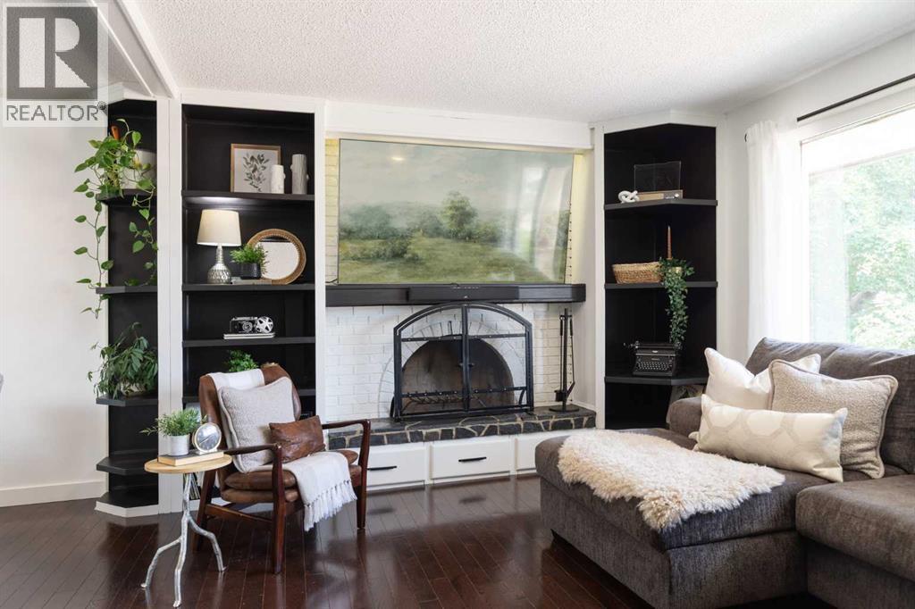 381 18 Street NE - Image 5