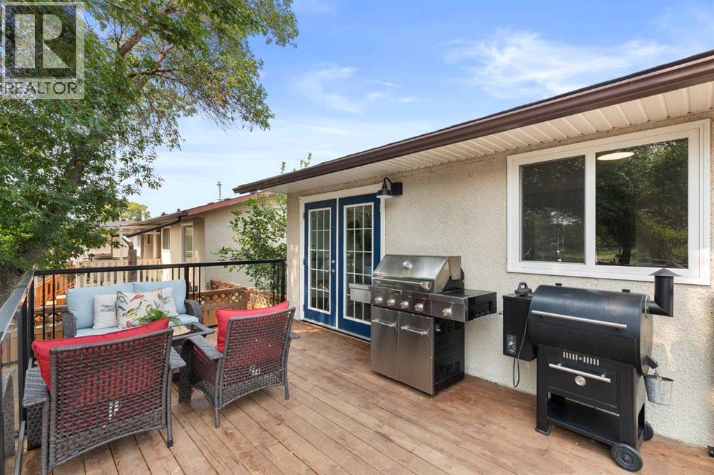 381 18 Street NE - Image 40