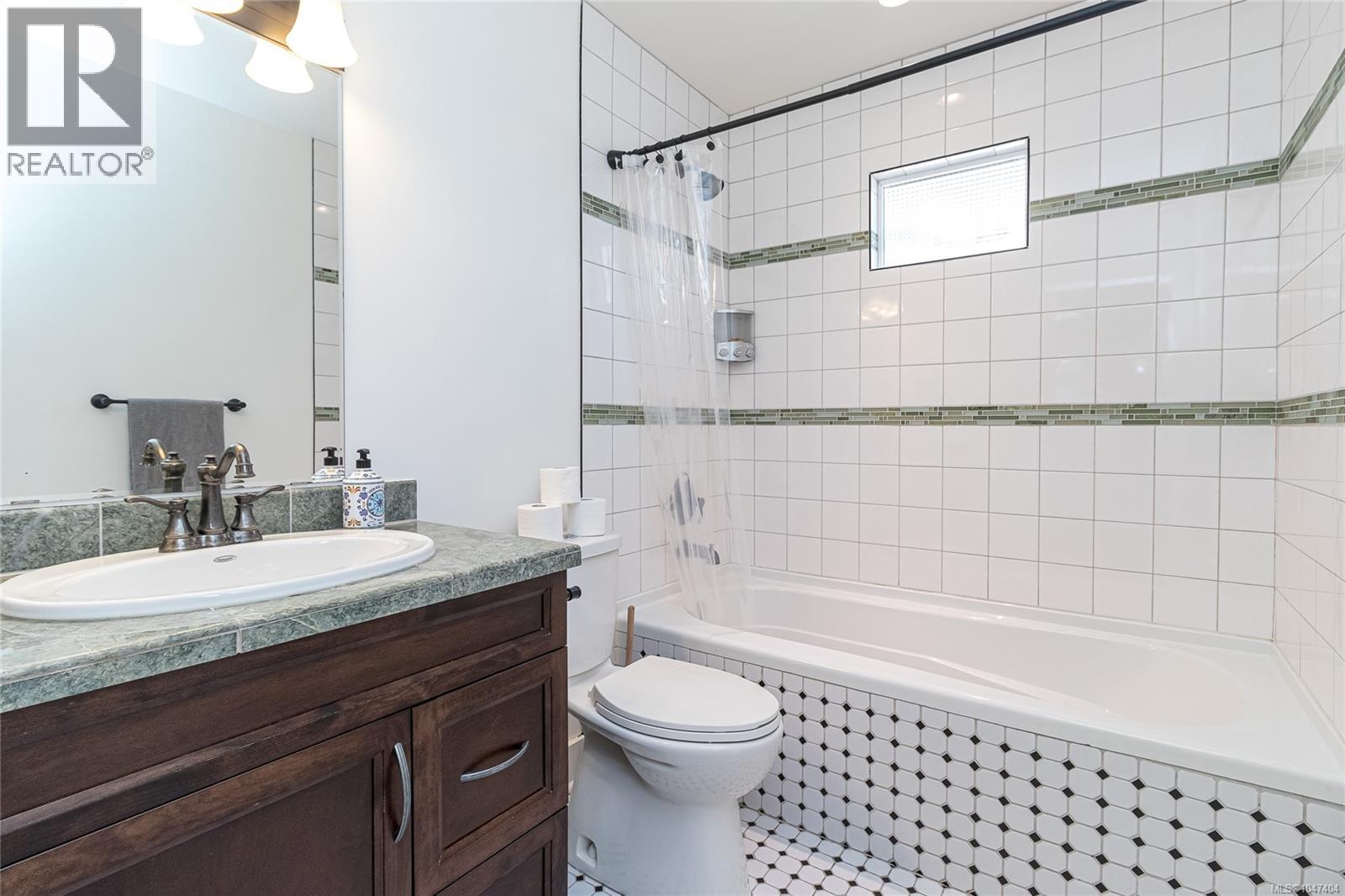 1232 Effingham St - 32