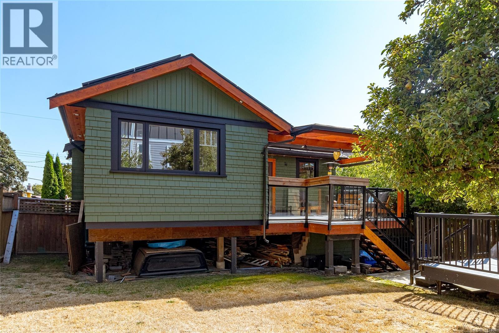1232 Effingham St, Esquimalt