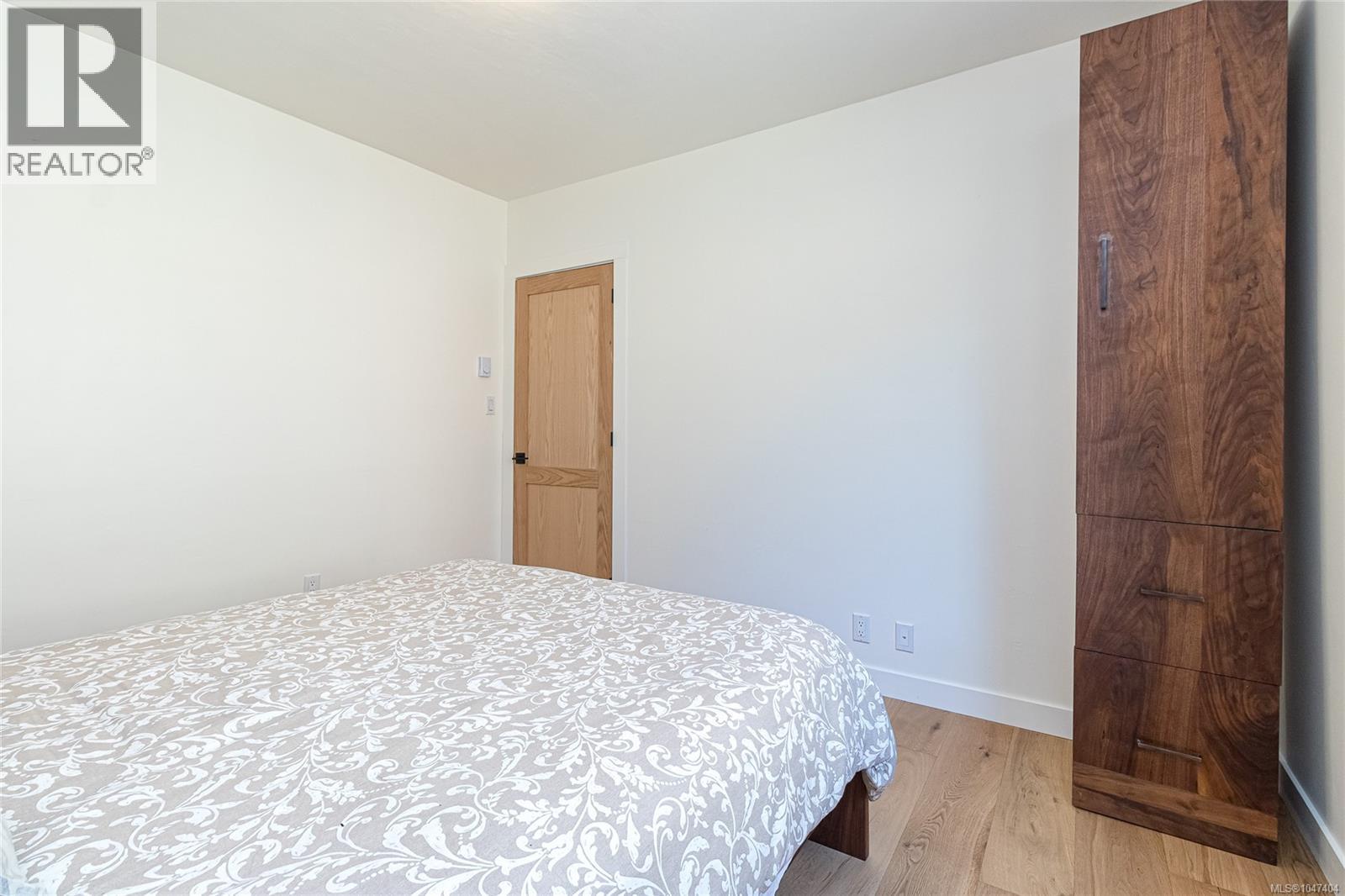1232 Effingham St, Esquimalt