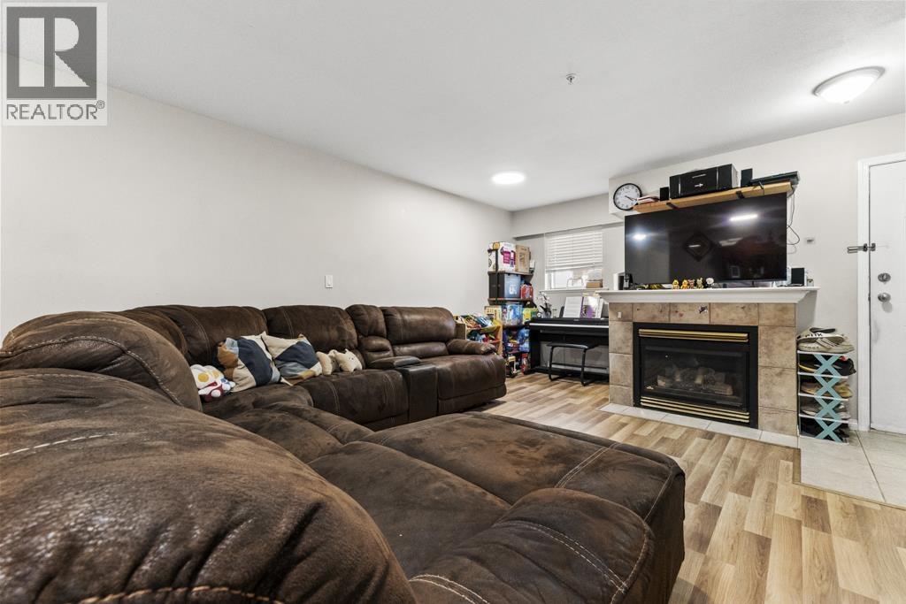 203 5625 SENLAC STREET, Vancouver