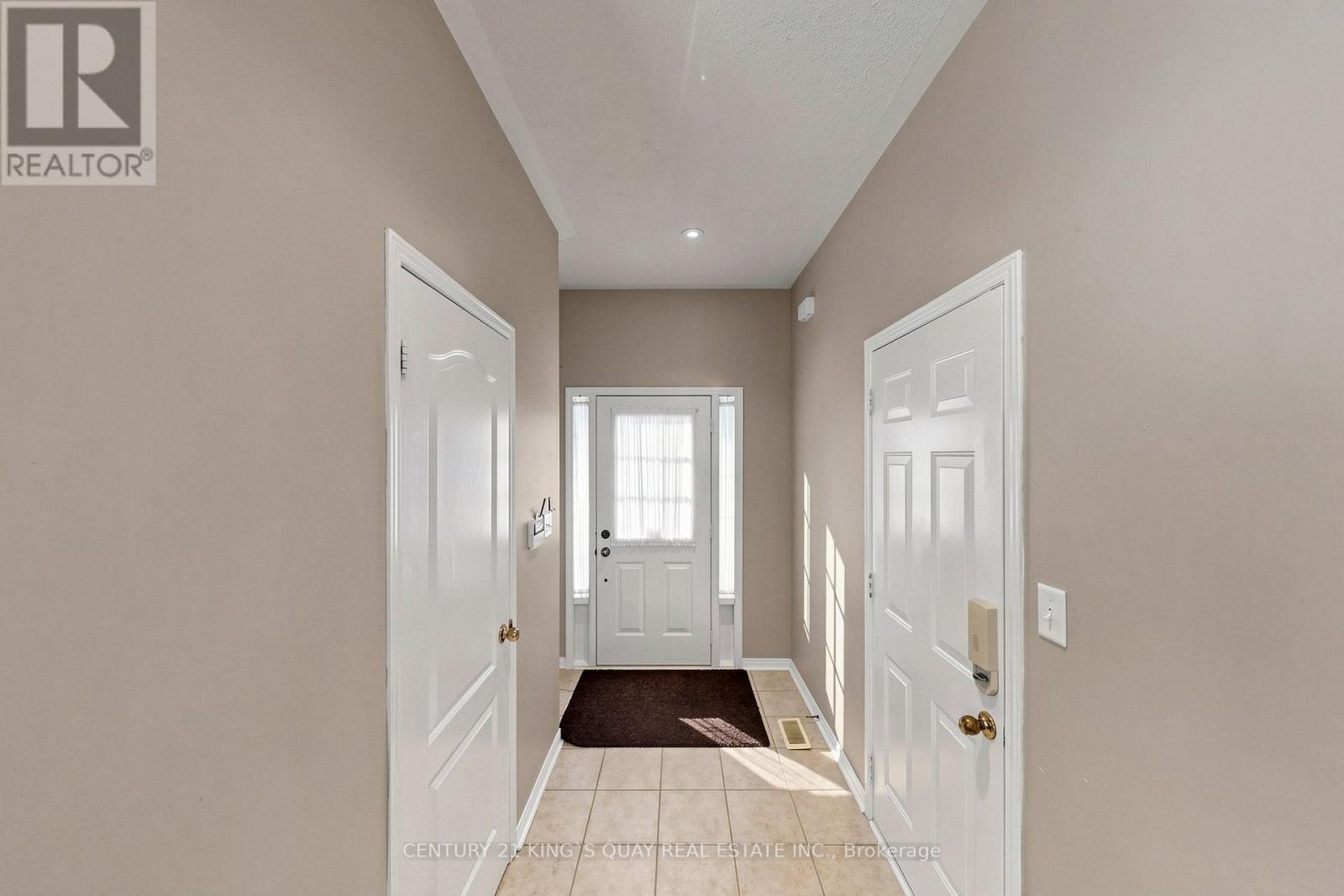 3328 SOUTHWICK STREET - 19