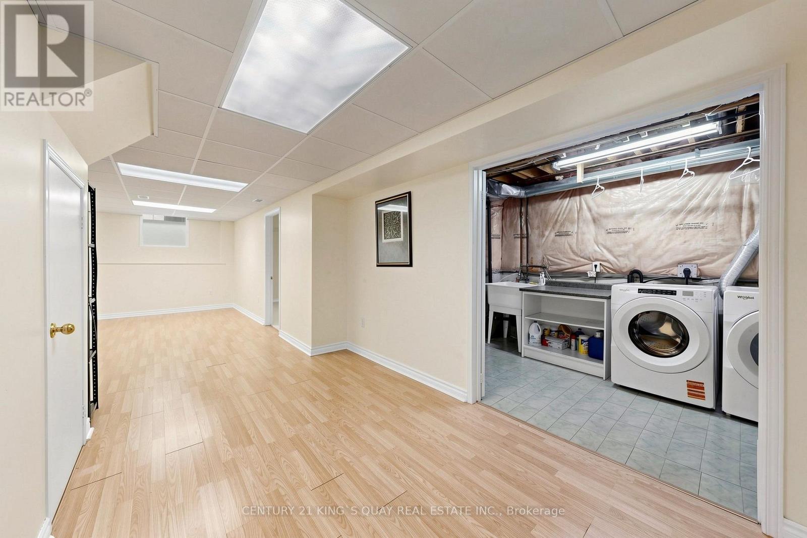 3328 SOUTHWICK STREET - 39