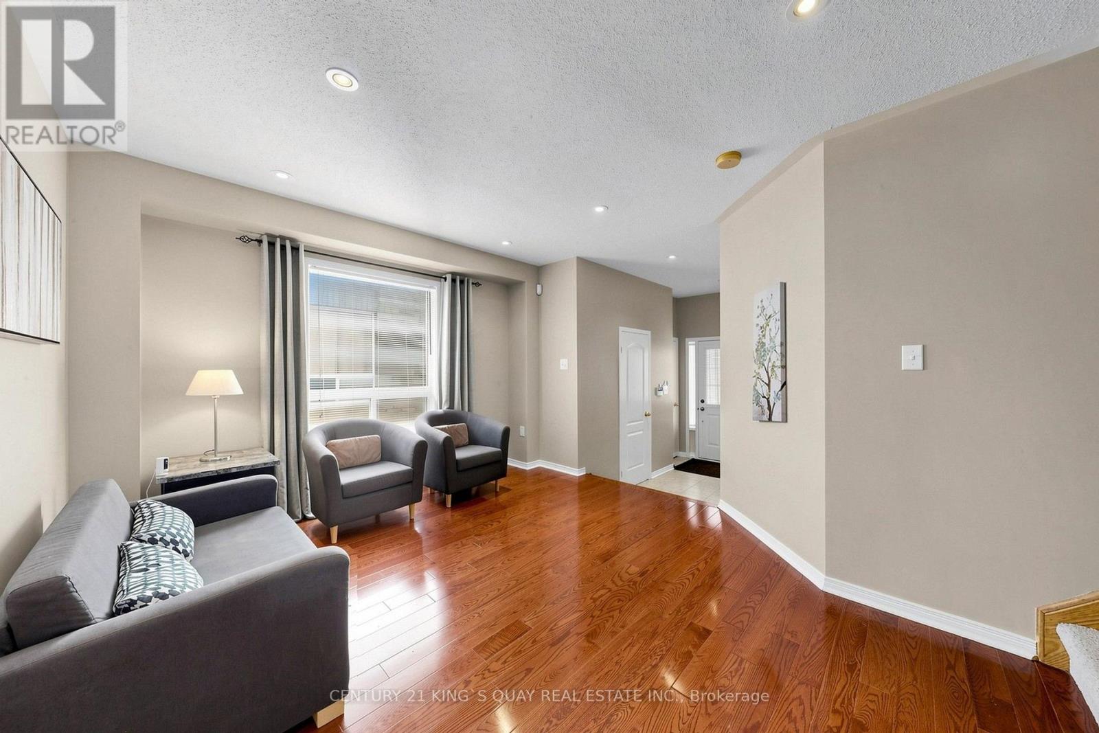 3328 SOUTHWICK STREET - 7