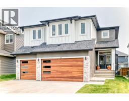 24 Emerson Crescent - photo 1