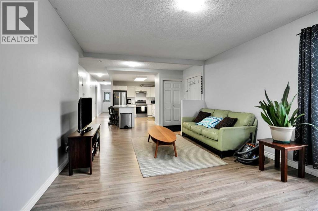 2003 62 Avenue SE - 16