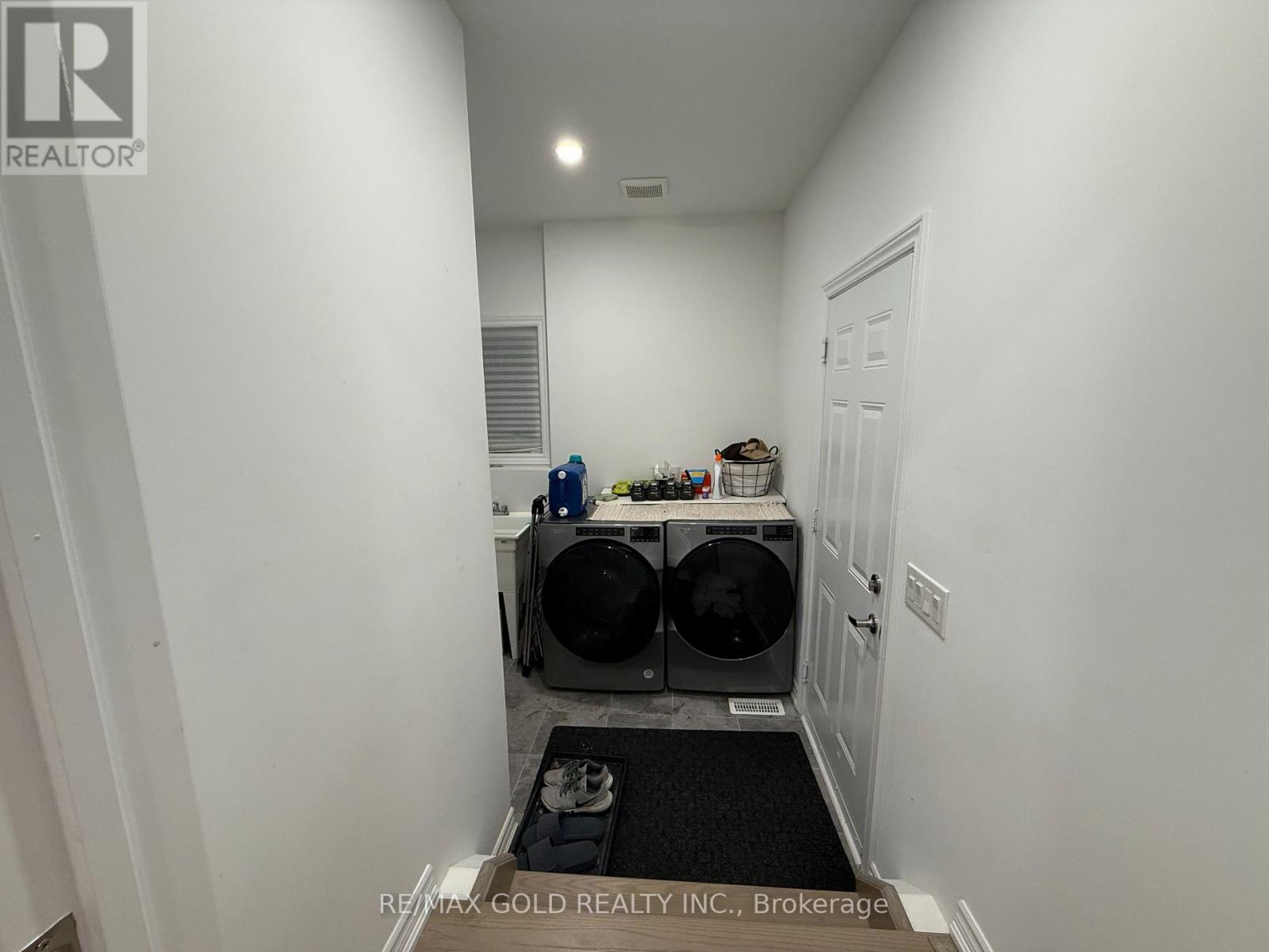 20 CORBETT STREET - 8