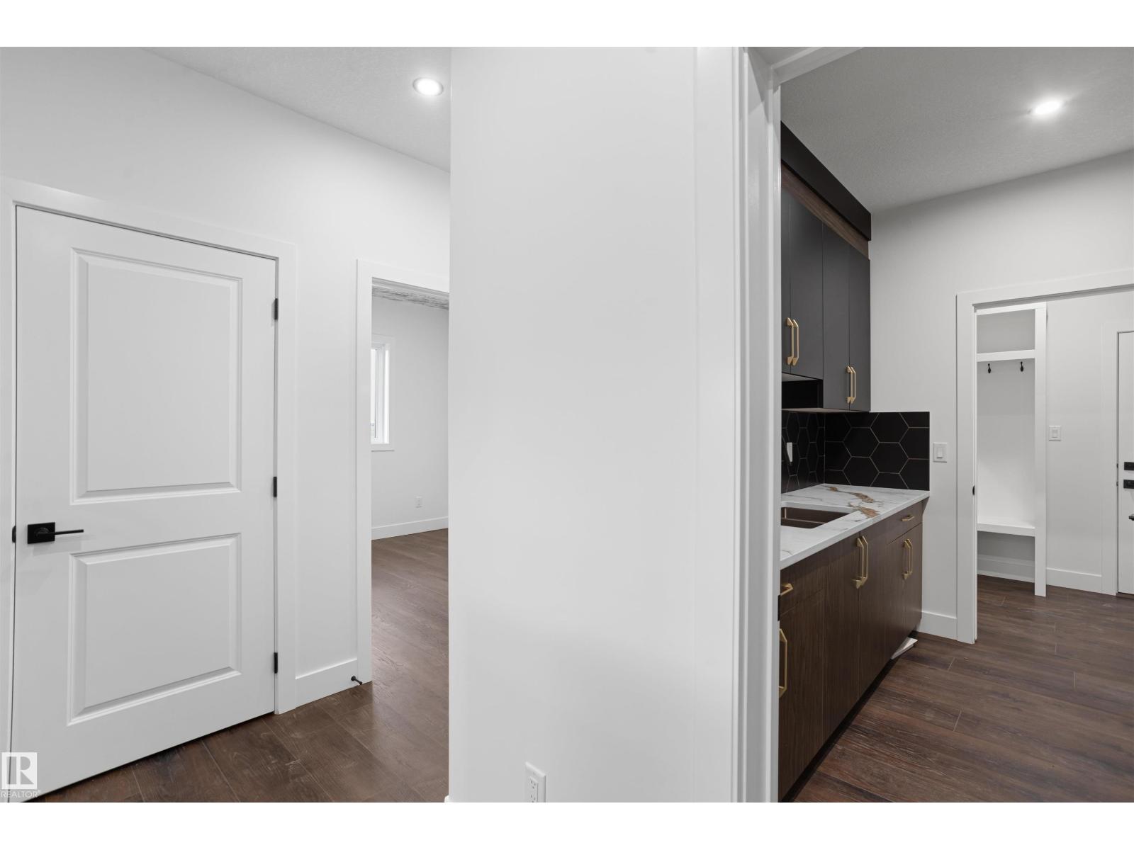104 21 ST SW - 16