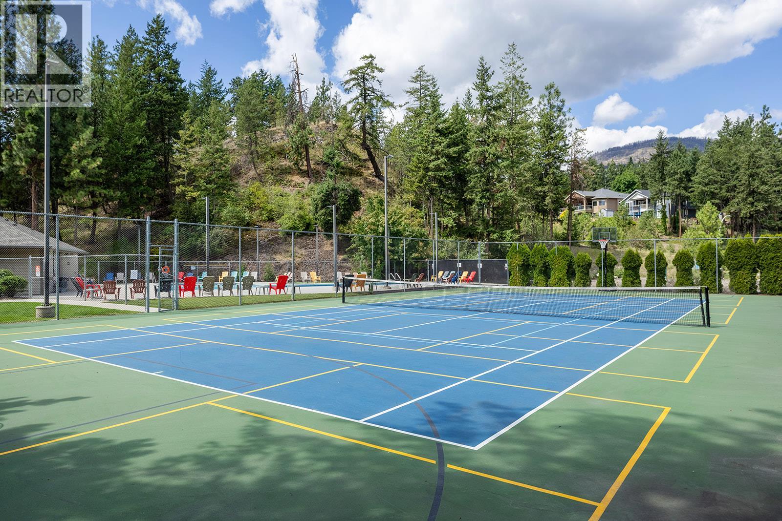 6 1451 Rose Meadow Drive, West Kelowna