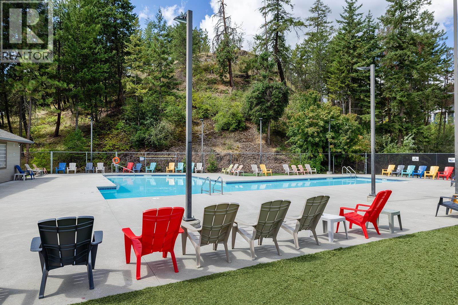 6 1451 Rose Meadow Drive, West Kelowna