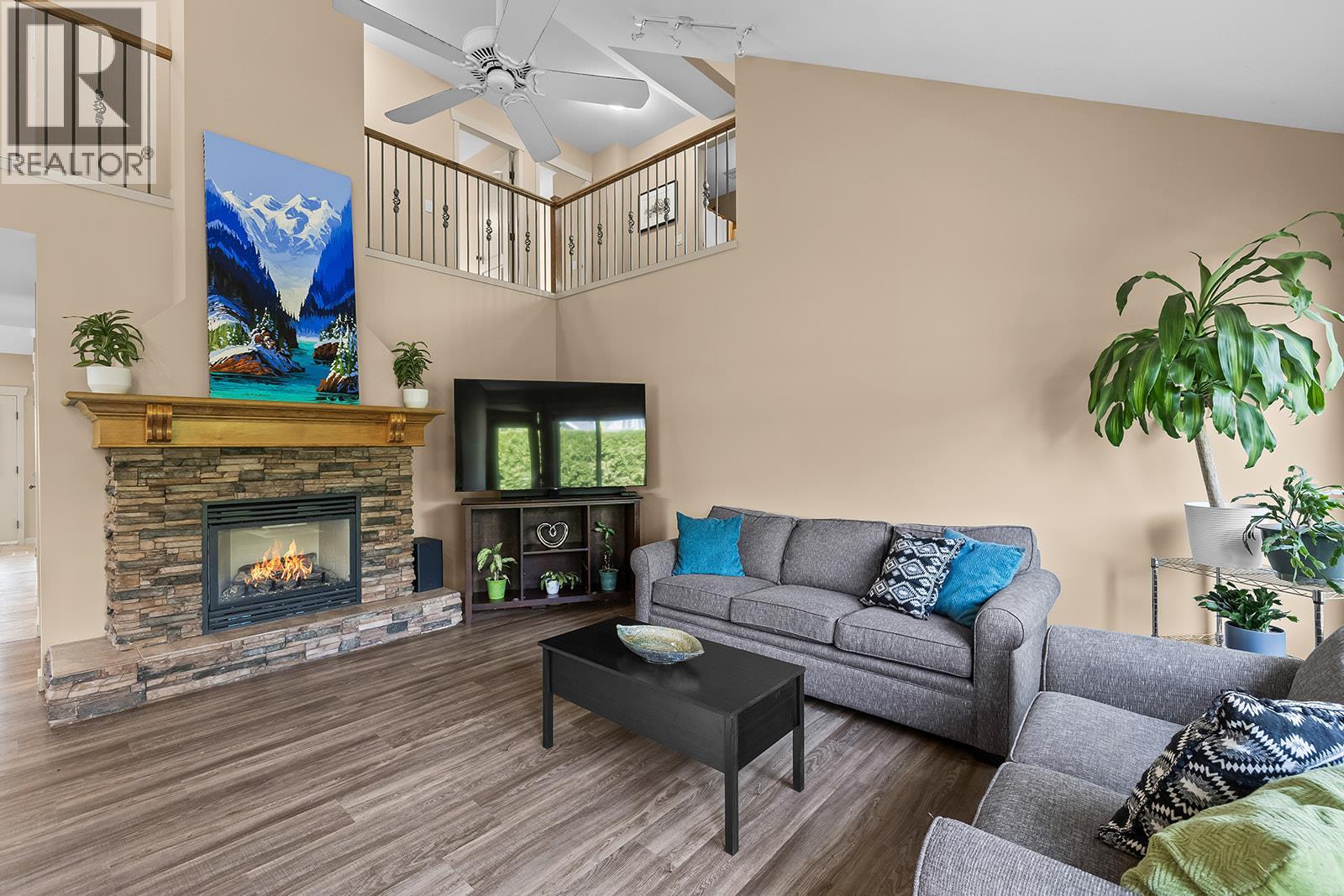 6 1451 Rose Meadow Drive, West Kelowna