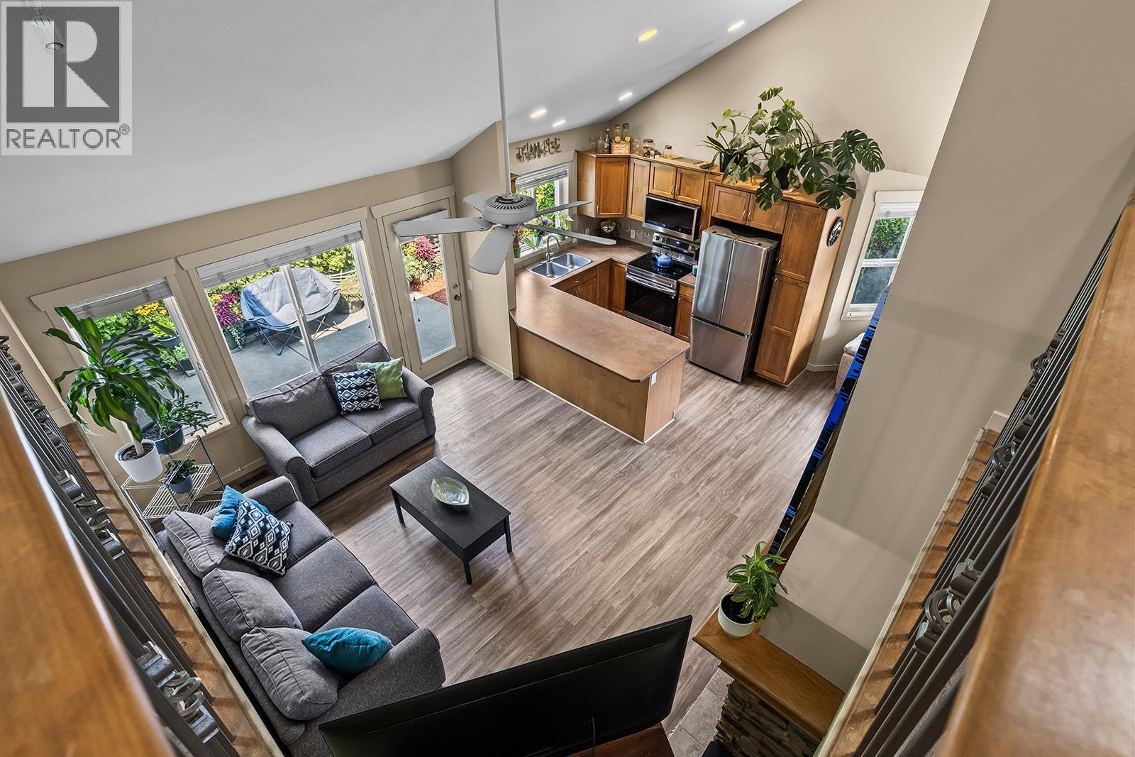 6 1451 Rose Meadow Drive, West Kelowna