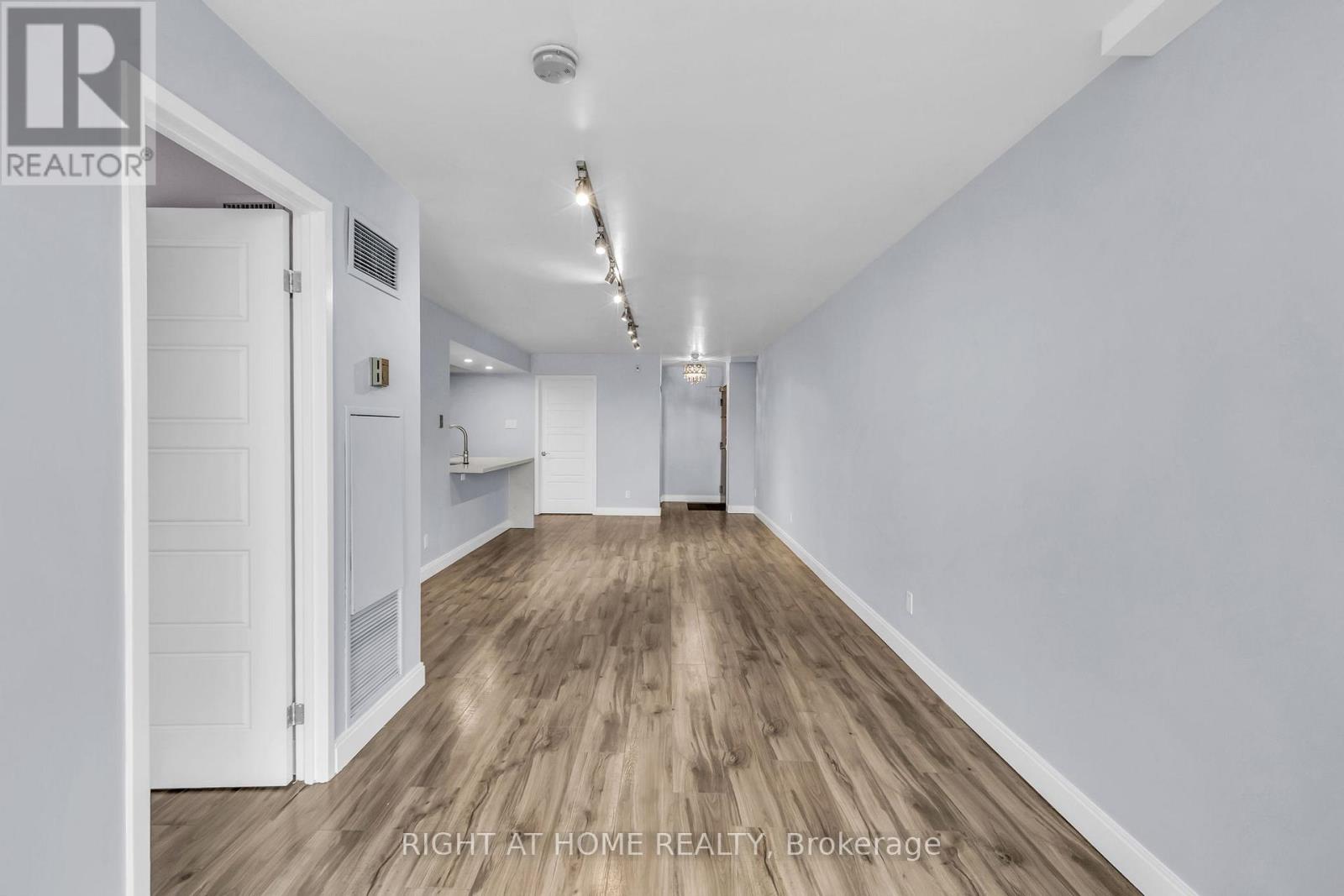#406 356 MCRAE DRIVE - 12