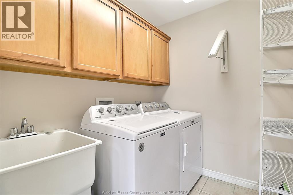 1099 IMPERIAL CRESCENT - Image 18