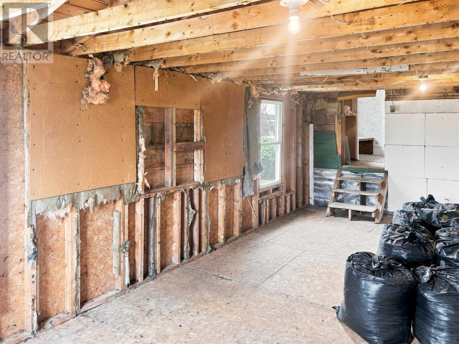 Property 38 of 42 of 1160 Prospect Road