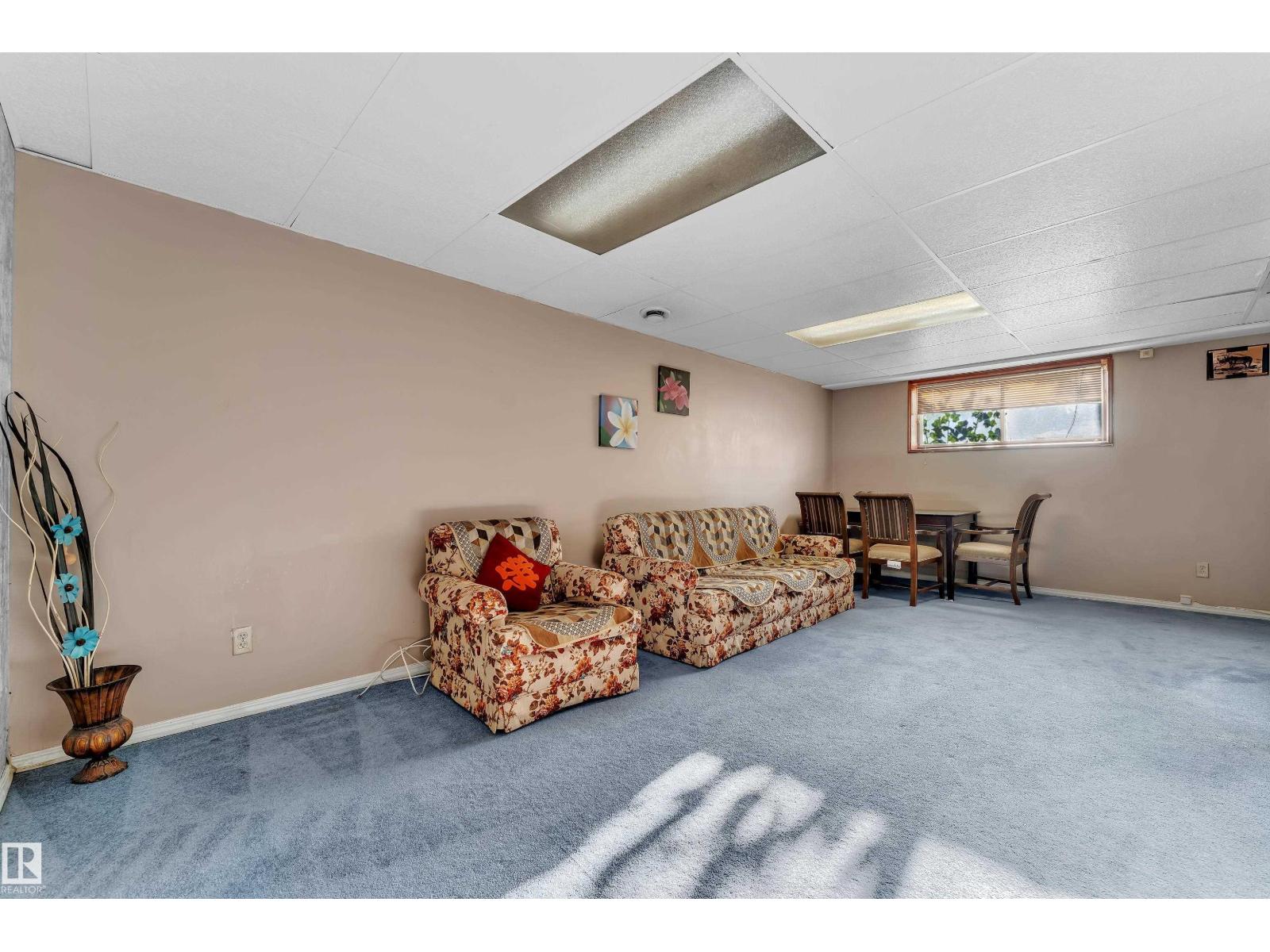 3425 48 ST NW - Image 24