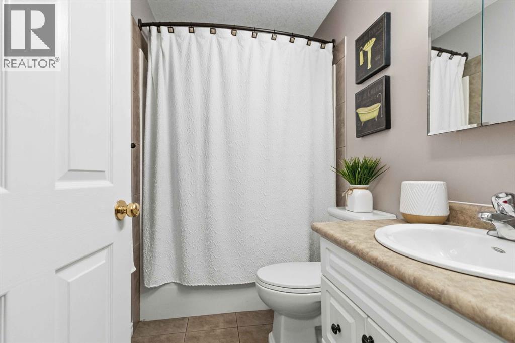 249 Fox Crescent - Image 26