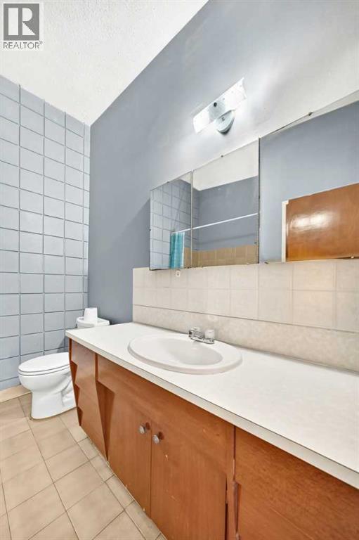 6329 Centre Street NW - 18