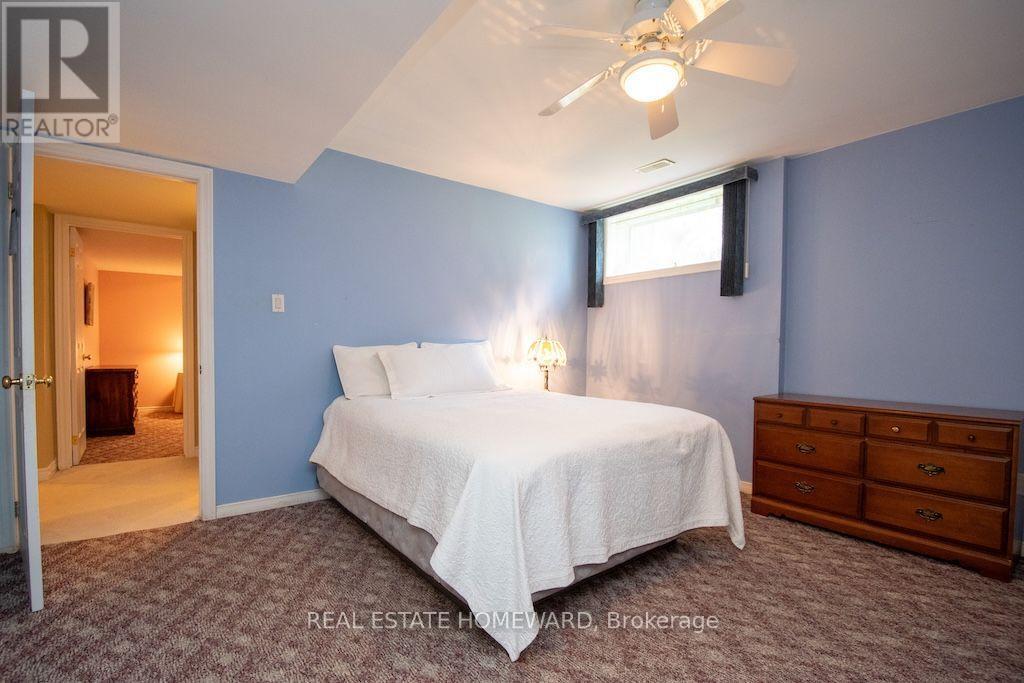 8 ISLAND BAY DRIVE - Image 12