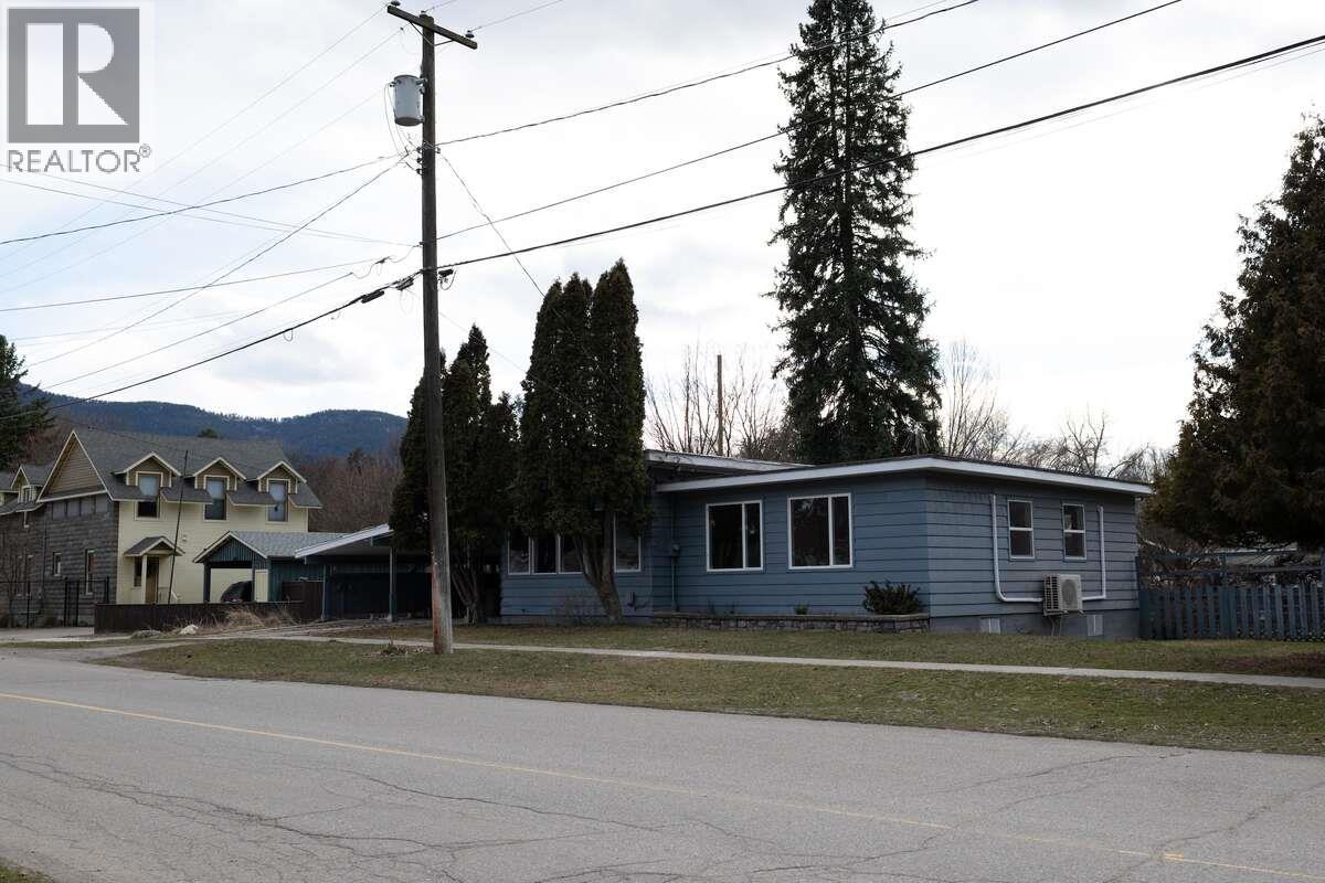 7551 7TH Street - 2