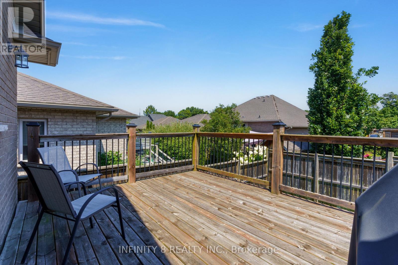 10 SAPPHIRE COURT - Image 34