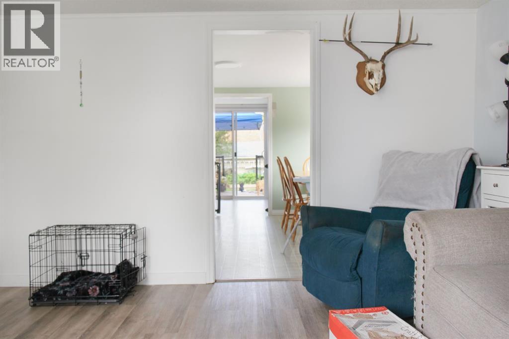 216 Sanden Street - Image 11