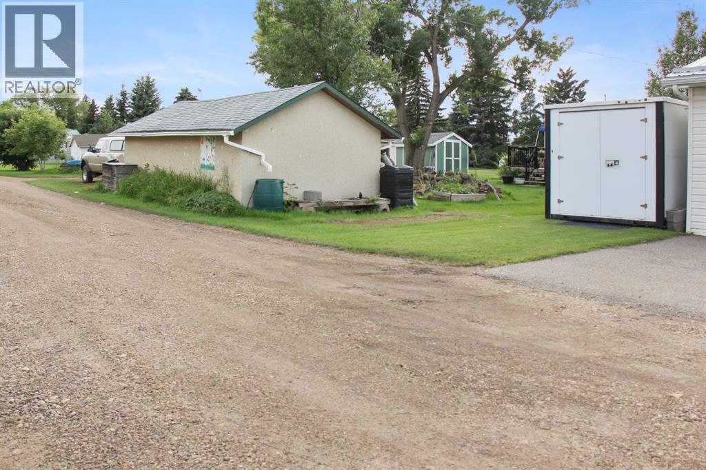 216 Sanden Street - Image 41