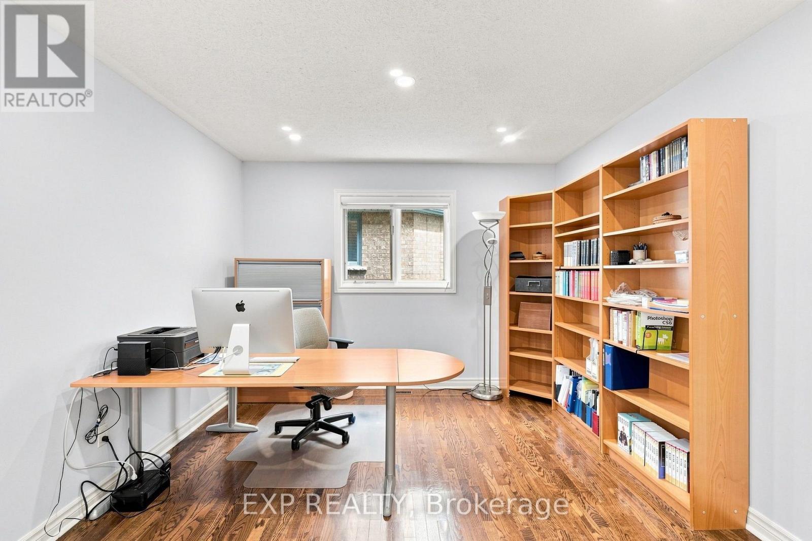 21 CANTEX COURT - 20
