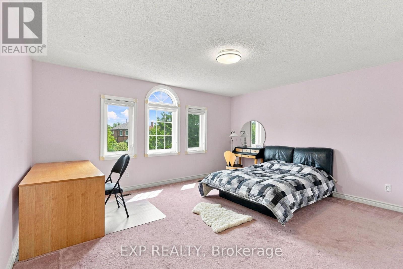 21 CANTEX COURT - 31