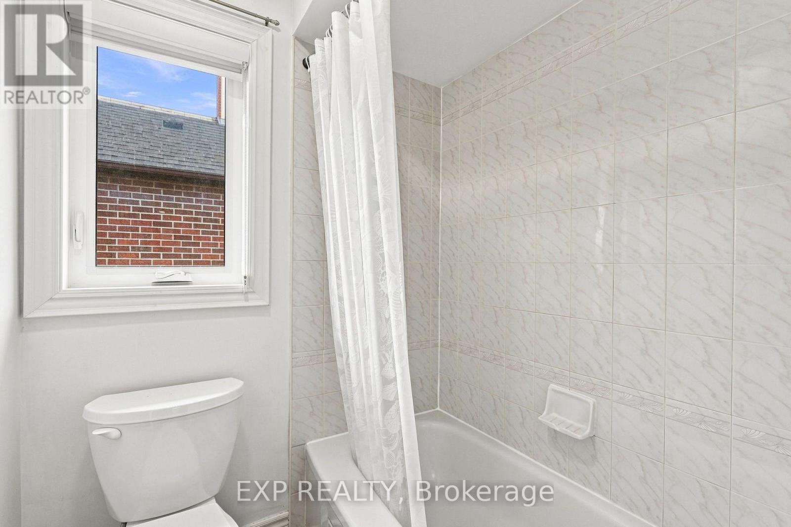 21 CANTEX COURT - 42