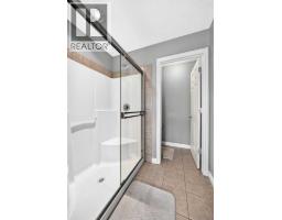 153 Cranleigh Bay SE - photo 25