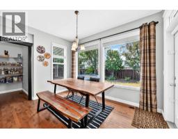 153 Cranleigh Bay SE - photo 13