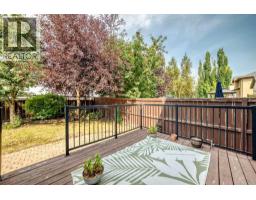 153 Cranleigh Bay SE - photo 15