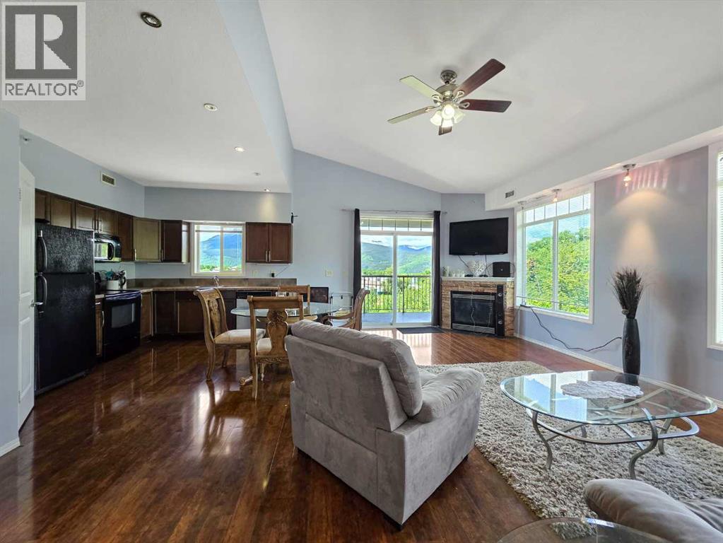 #404 160 Moberly Road - Image 3