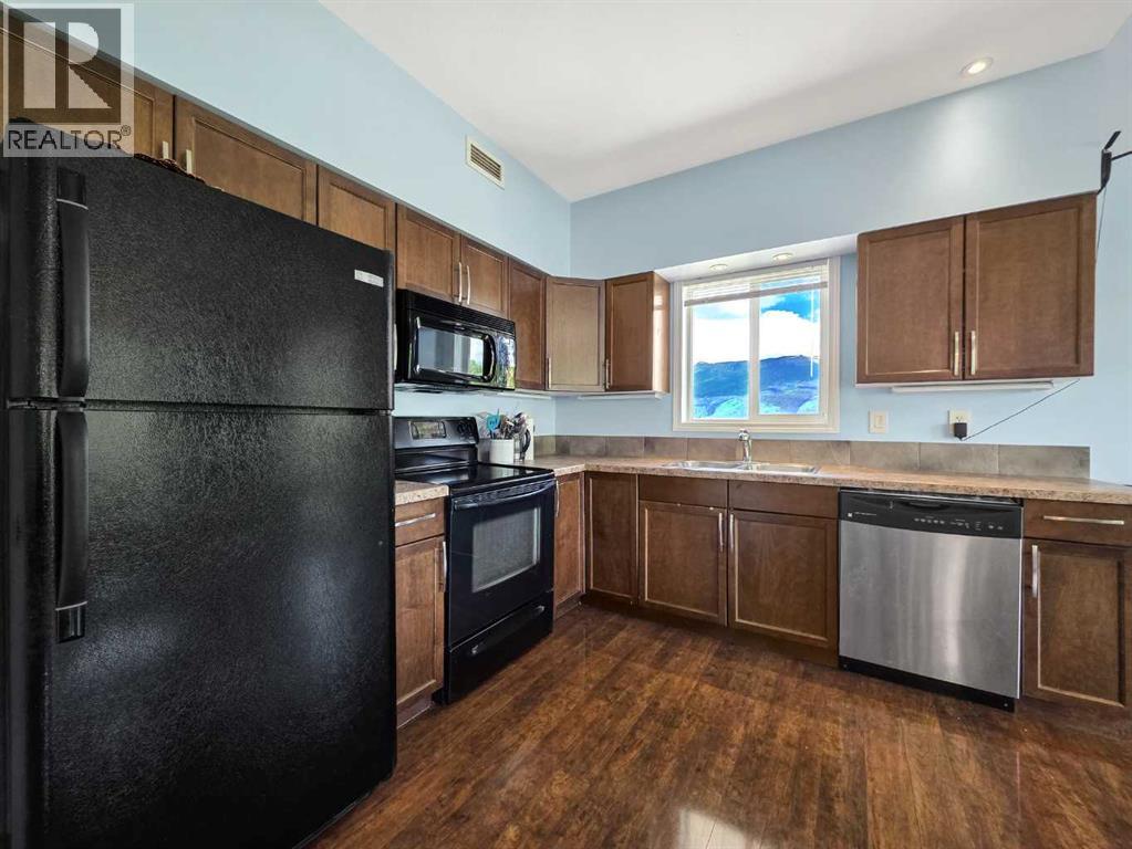 #404 160 Moberly Road - Image 4