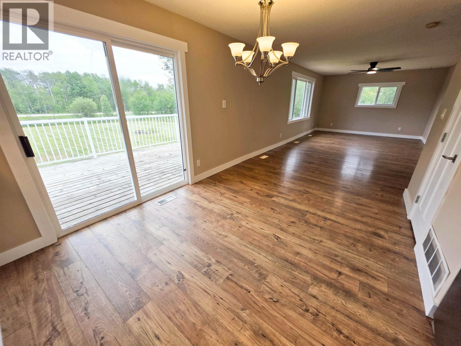7446 255 ROAD - Image 6