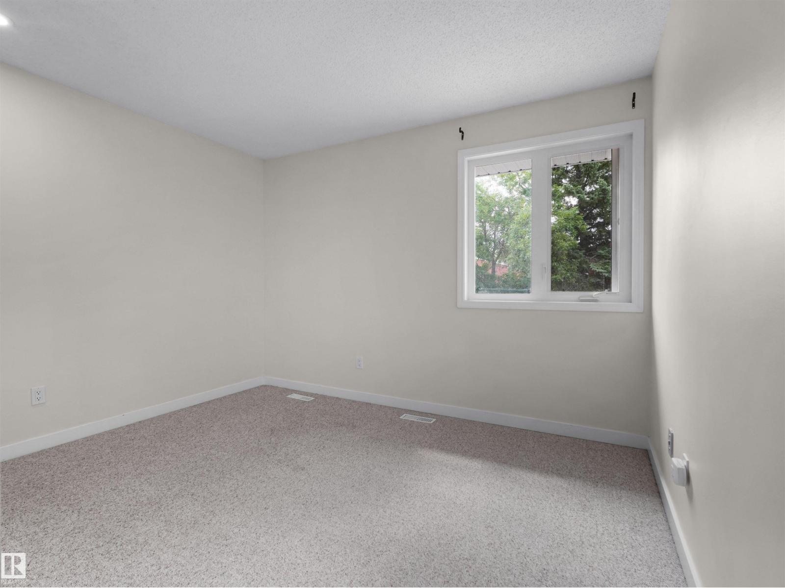 #47 1904 48 ST NW - 24