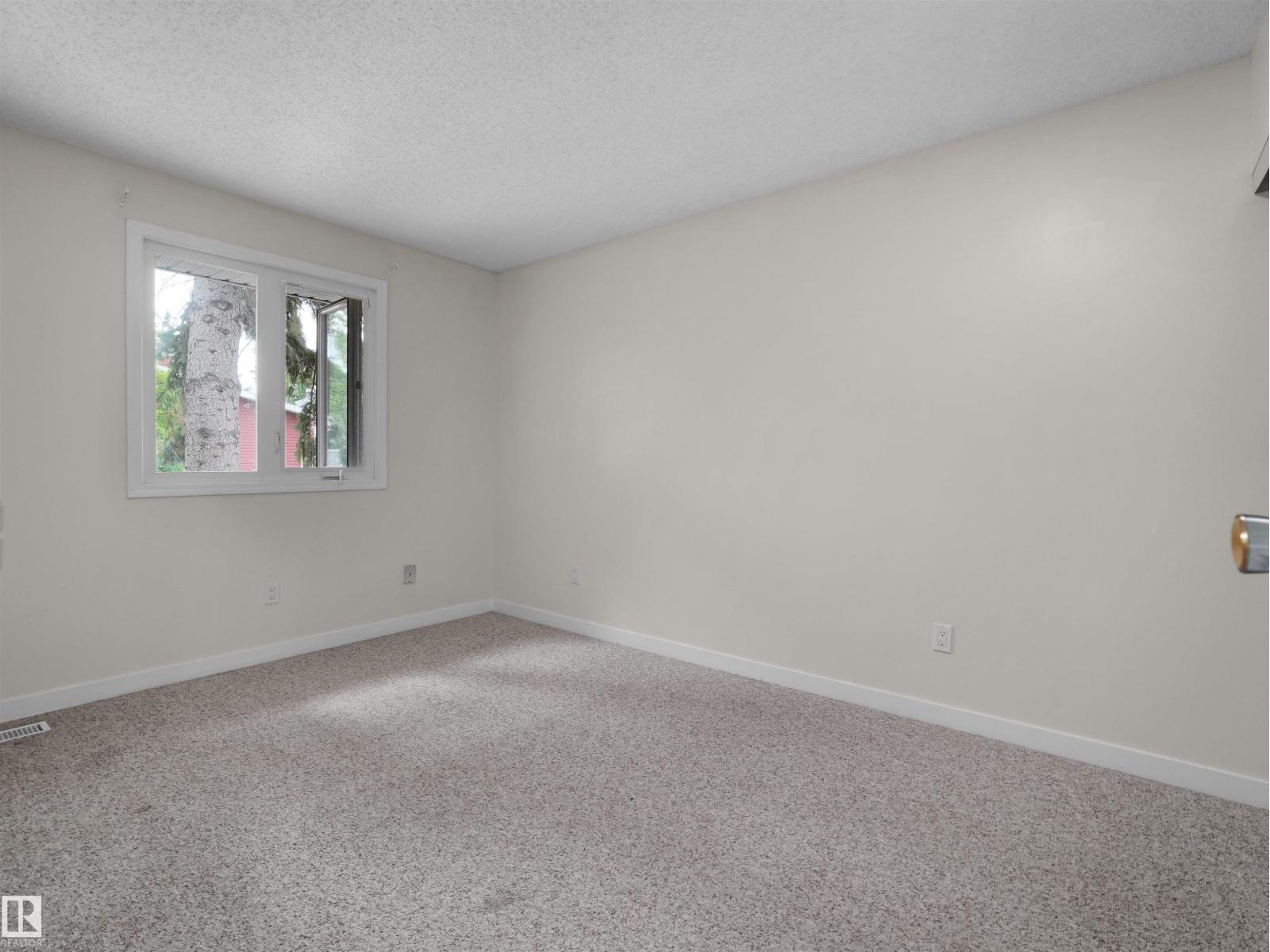 #47 1904 48 ST NW - Image 26