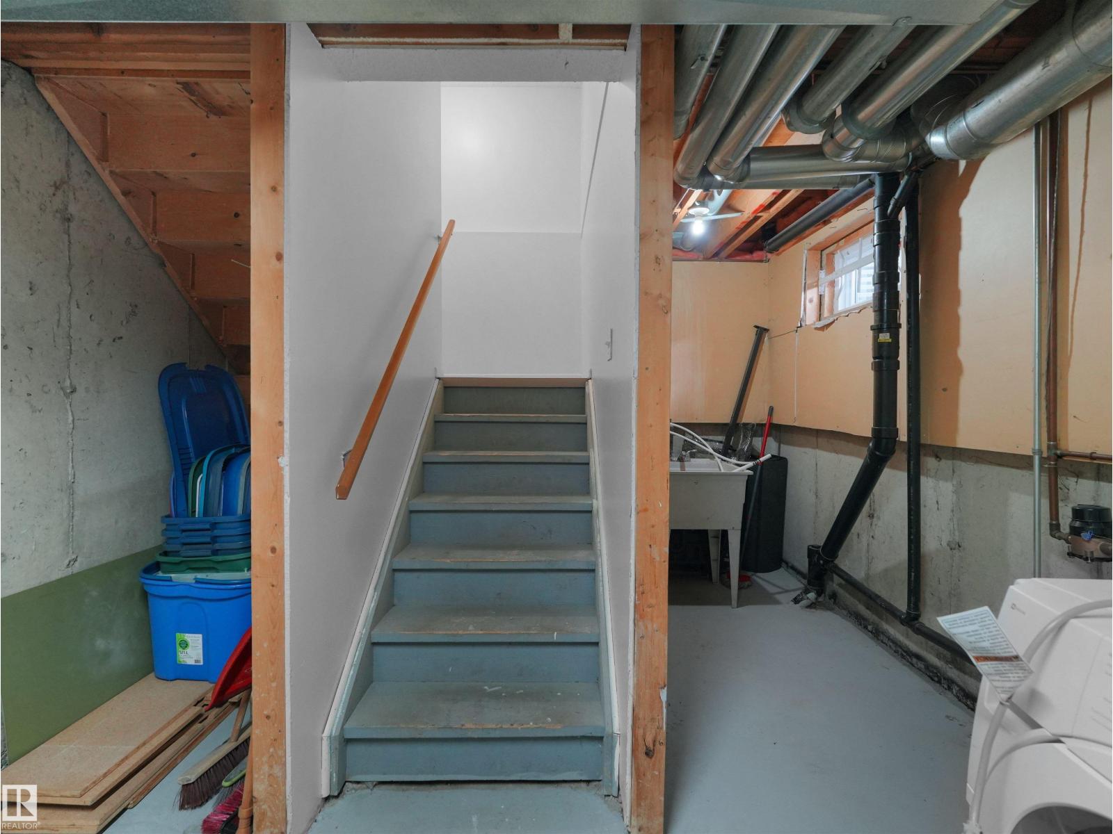 #47 1904 48 ST NW - 32