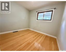 104 Railway Avenue E, Neilburg, SK S0M2C0 Photo 11