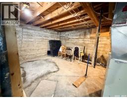 104 Railway Avenue E, Neilburg, SK S0M2C0 Photo 16