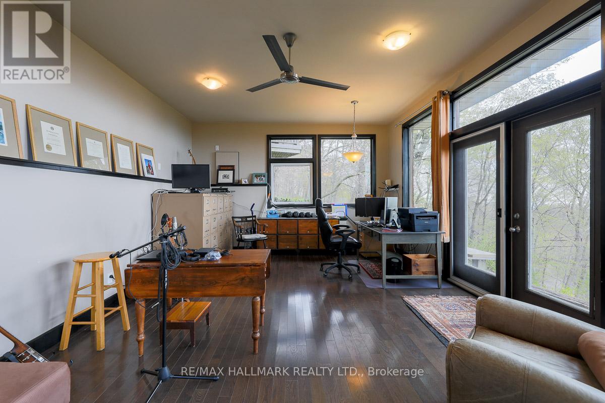 2 LEDGE ROAD - Image 31