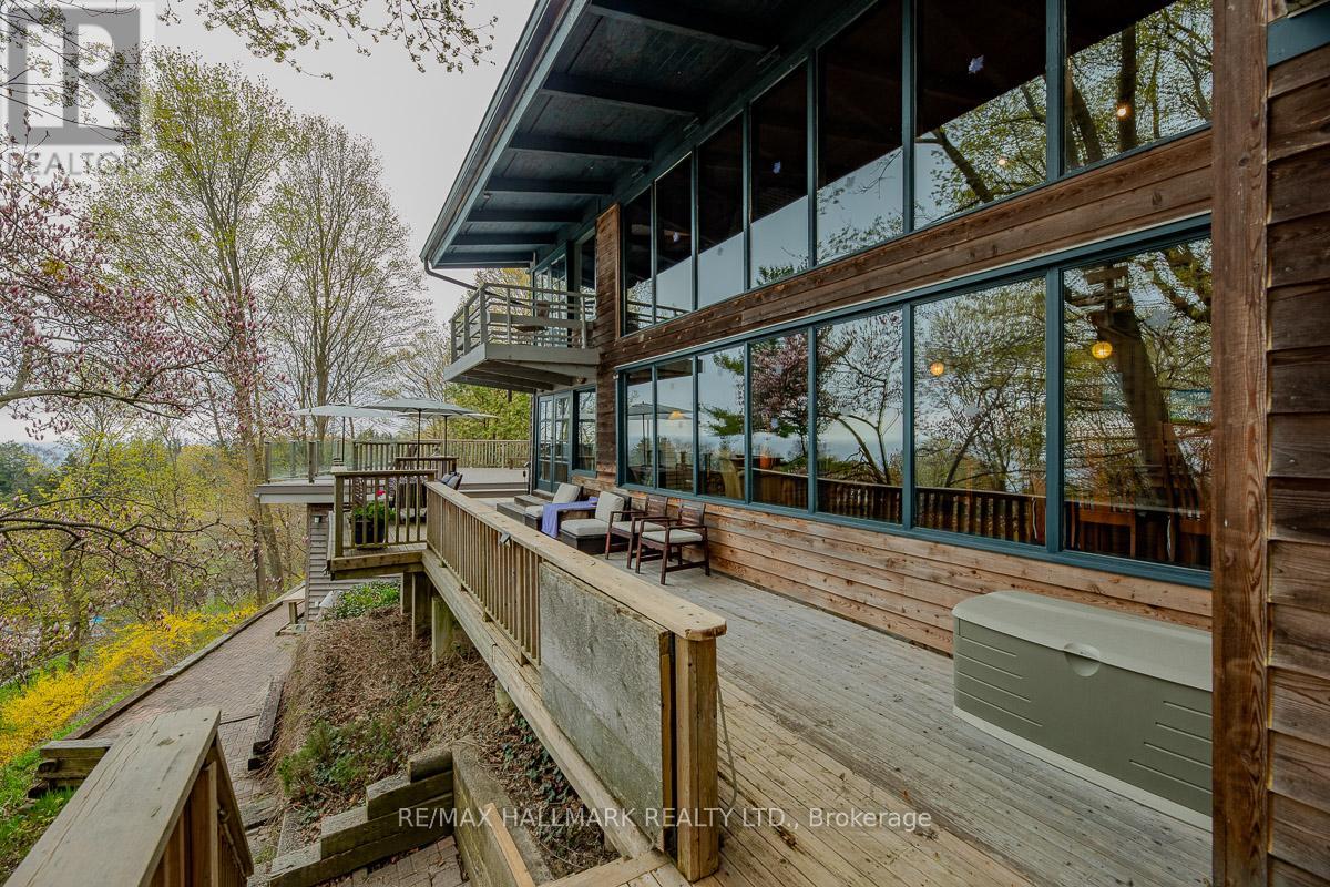 2 LEDGE ROAD - Image 32