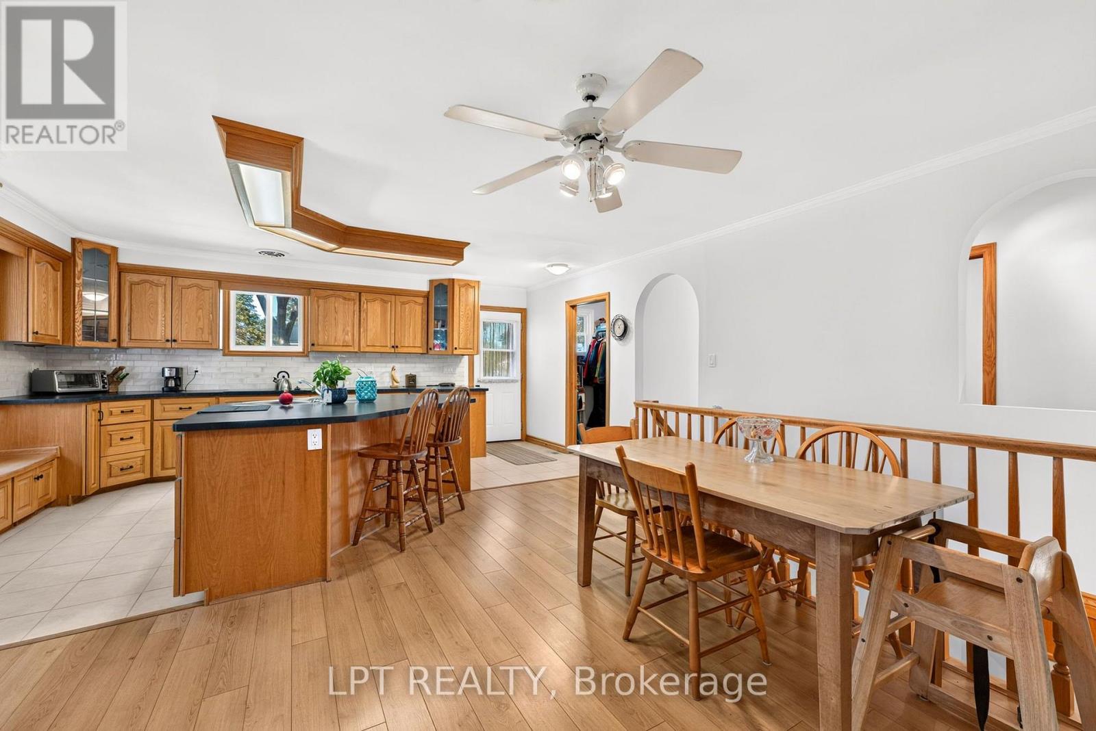 226 TAIN STREET - Image 14