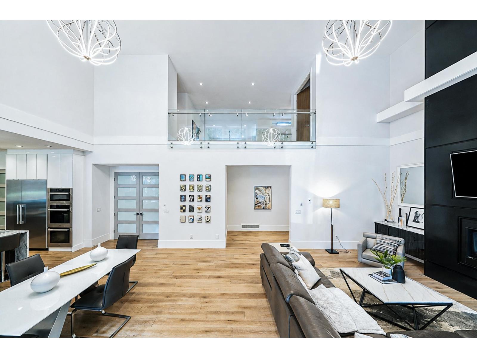 13262 WOODCREST DRIVE, Surrey