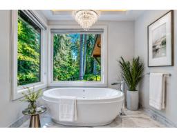 13262 Woodcrest Drive, Surrey, BC V4P1W5 Photo 25